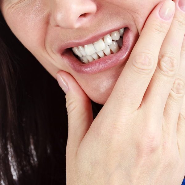 help-i-chipped-a-tooth-what-to-do-in-a-dental-emergency_65957874944f1.jpeg